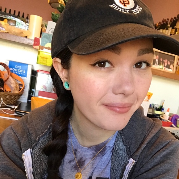 Meet your Posher, Annie - Picture 6 of 6